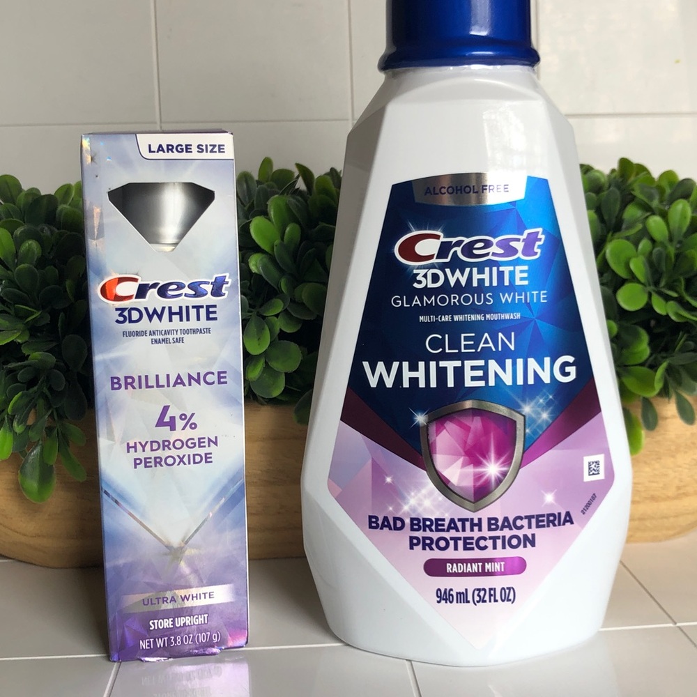 Crest 3D White Mouthwash and Toothpaste Duo